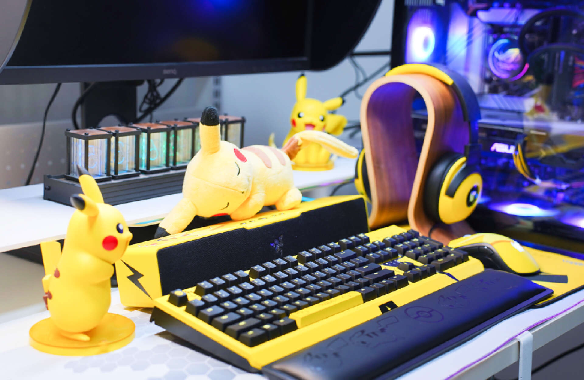 雷蛇皮卡丘联名套装,雷蛇皮卡丘联名主机