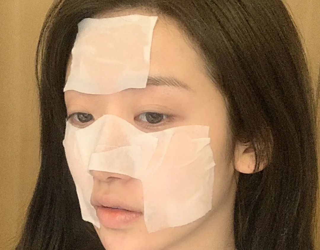 雅诗兰黛第二代粉水适合什么皮肤,雅诗兰黛大粉水适合哪个年龄段