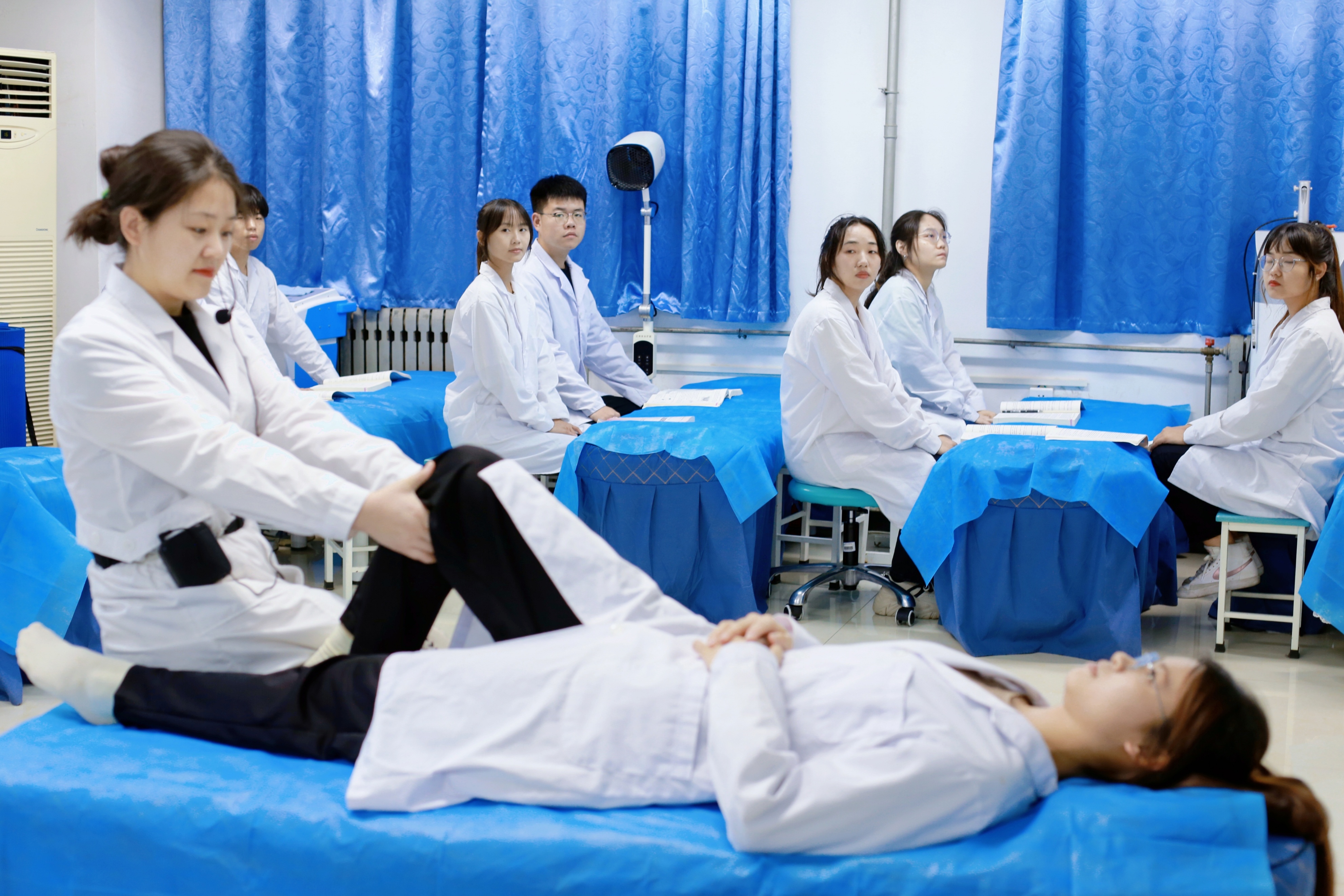 260分能上西安外事学院,高考分数515想学医