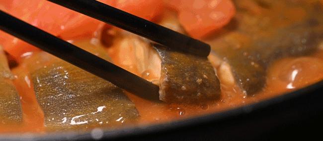 “搞什么，这大排档开到9点，老板就叫我走？”