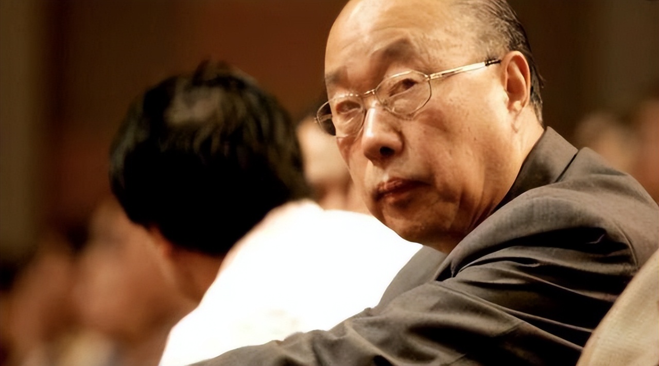 山东小伙卖卤肉月入30万,男子卖猪肉年入百万