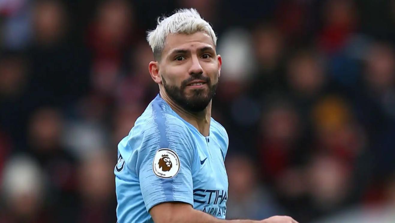 曼城阿奎罗绝杀夺冠瞬间,蓝月传奇1