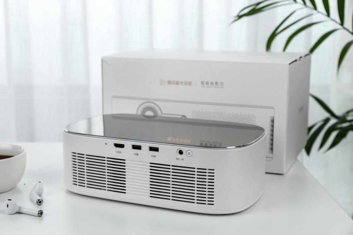 家用投影仪哪种最好？数码店长盘点高性价比投影仪推荐