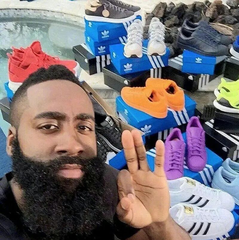 阿迪达斯经典球鞋,阿迪达斯四大足球鞋