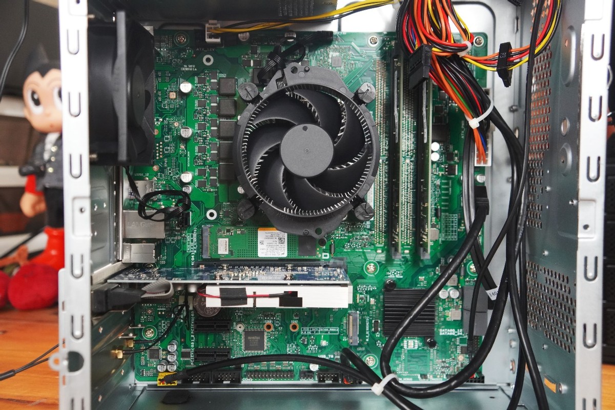 华硕破晓x12代酷睿加独立显卡,华硕破晓x带的独立显卡是什么