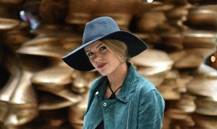 成年男女之间的关系有几种,成年异性间交往禁忌