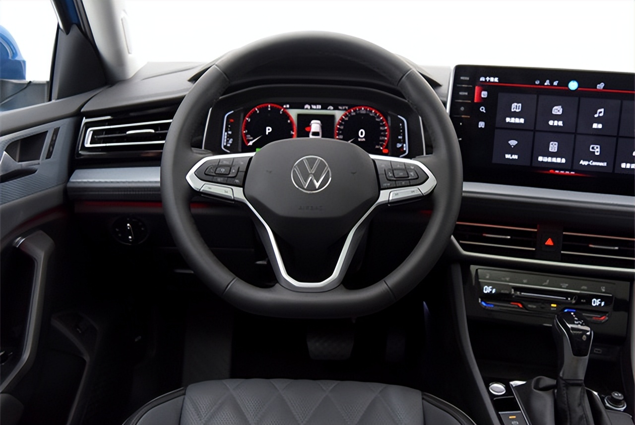 大众速腾车主开卡罗拉感受,开了三年的速腾