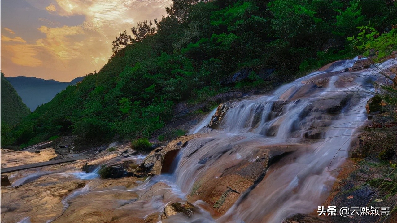 正月里的好天气，恰似春暖花开的季节，充满着出游的好心情