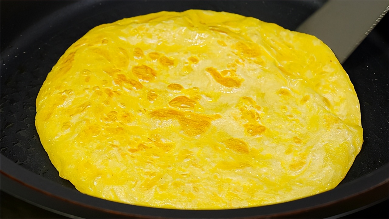 烙饼柔软不硬的技巧有哪些,烙饼均匀不糊的小窍门