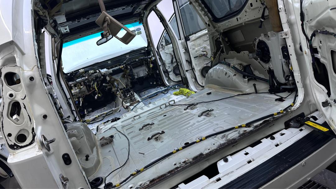 06年丰田霸道汽车翻新全过程,从山西拉回来的车