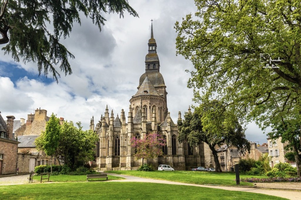 迪南：凝固中世纪法国，时光回到布列塔尼荣耀，半木结构建筑如画