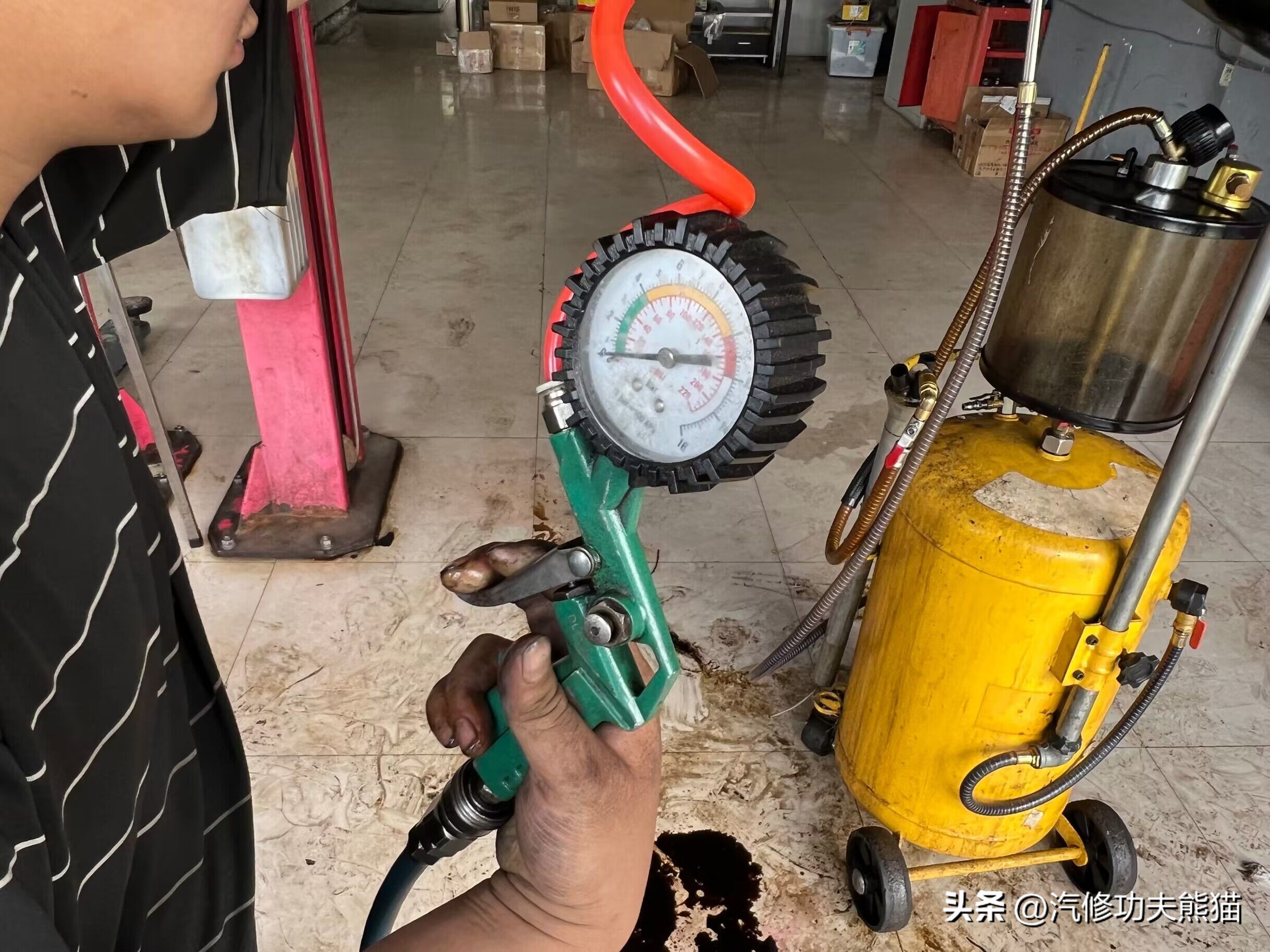 2017款大众迈腾10万公里烧机油,十年的迈腾怎么样后期维修费用