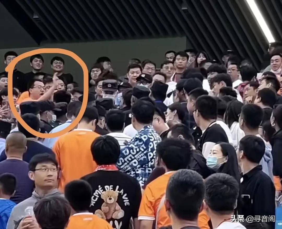 如果足球让人性变得狭隘和暴戾，我们应该评估是否取消这个项目