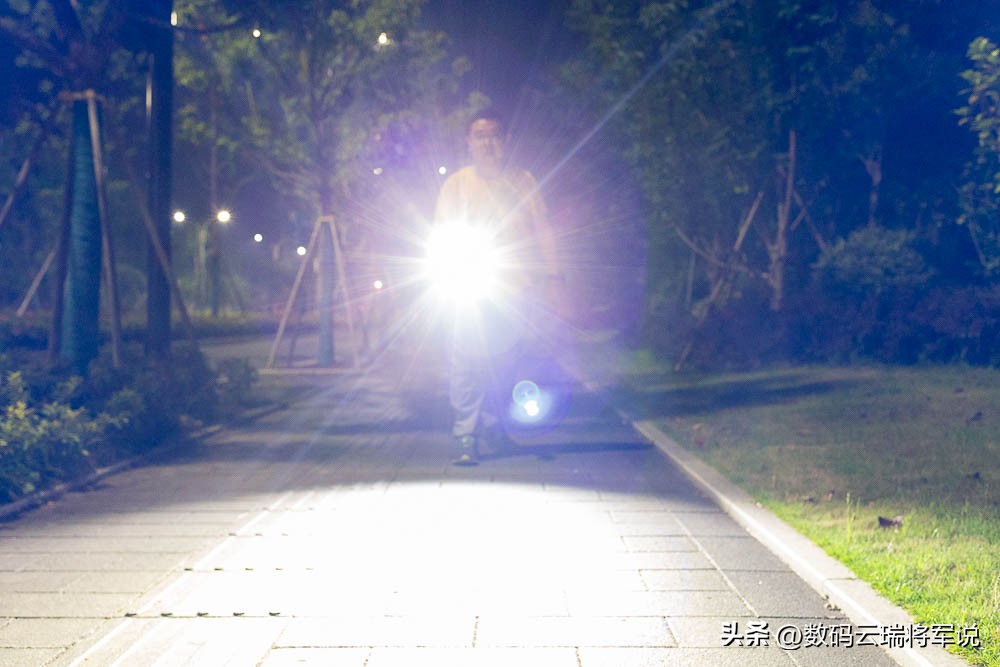 户外照明强光手电推荐,50000流明强光手电筒推荐