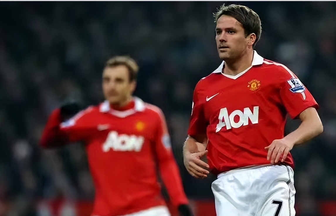 欧文依旧是联盟炙手可热的球星,被伤病毁掉的足球巨星