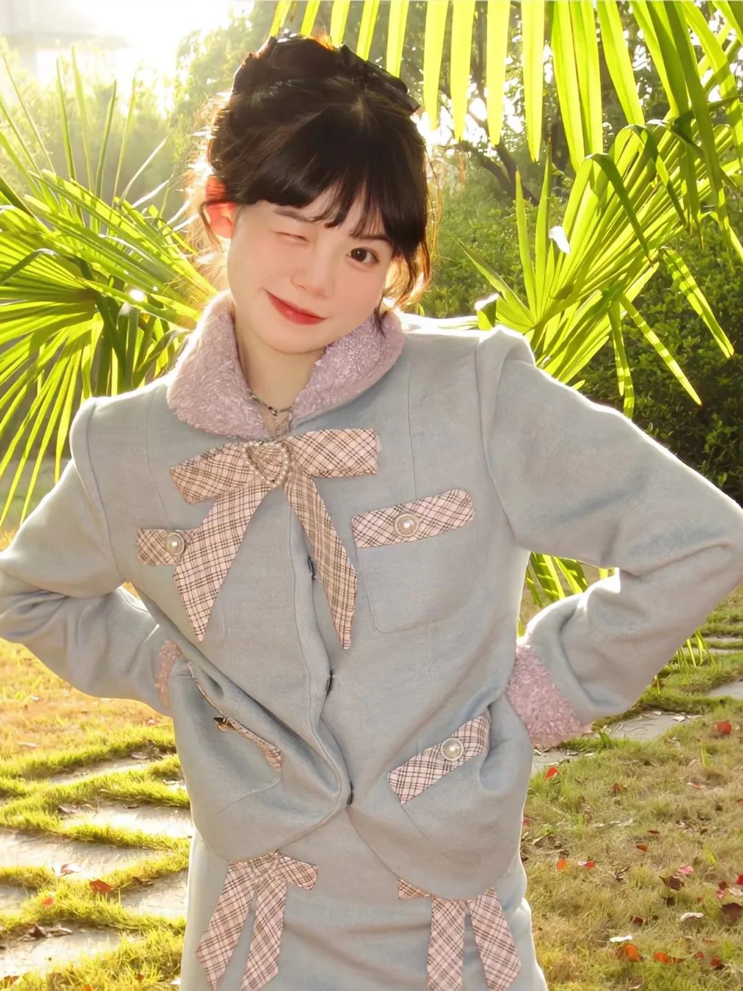 今年别再披头散发了三款减龄发型,秋冬季更适合有氛围感的发型