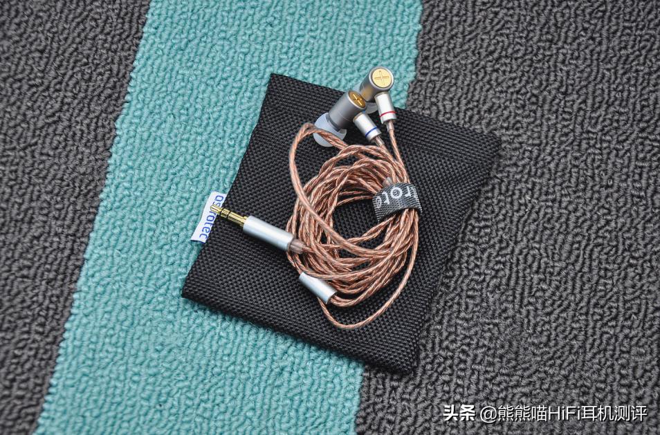阿思翠vesnaevo有线耳机评测,阿思翠vesnaevo耳机评测