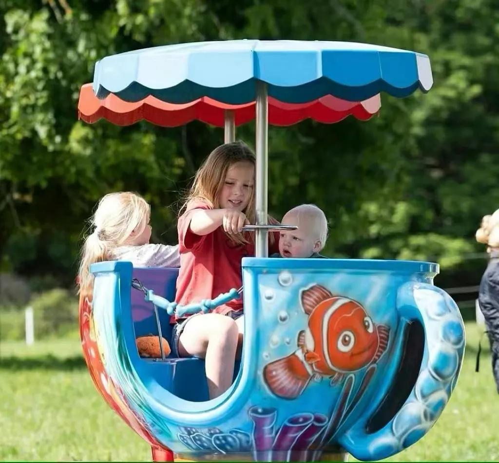 安妮的孙辈,安妮的孙女