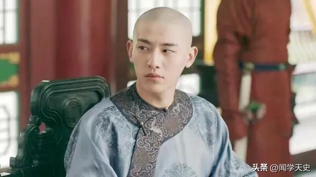 嘉庆略显平庸，乾隆为何要选他作为接班人？其中有何隐情？