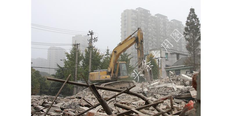 带孩子去亲戚家玩被忽略,带孩子去玩把孩子弄丢了