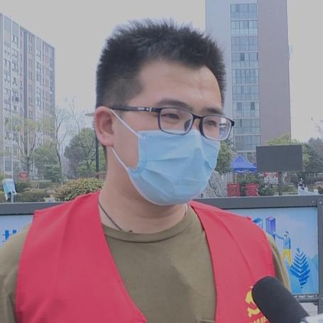 白绿蓝红黄,白绿黄红黑