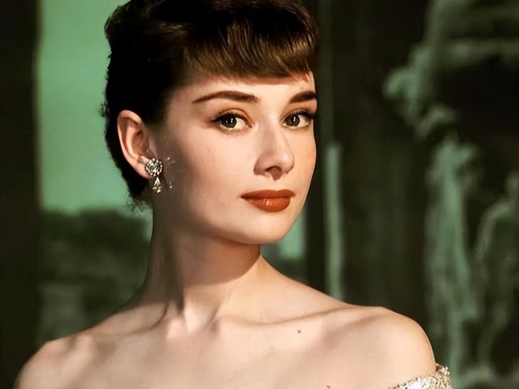 重温经典电影罗马假日的感悟,经典罗马假日电影镜头分析