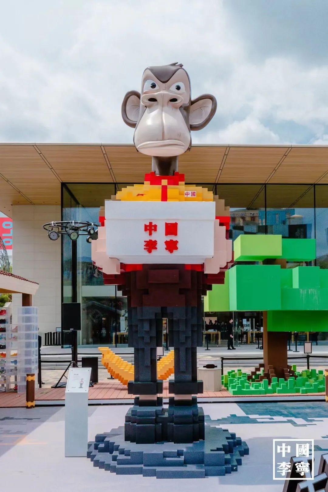 nft怎么打造的,nft无聊猿目前价值