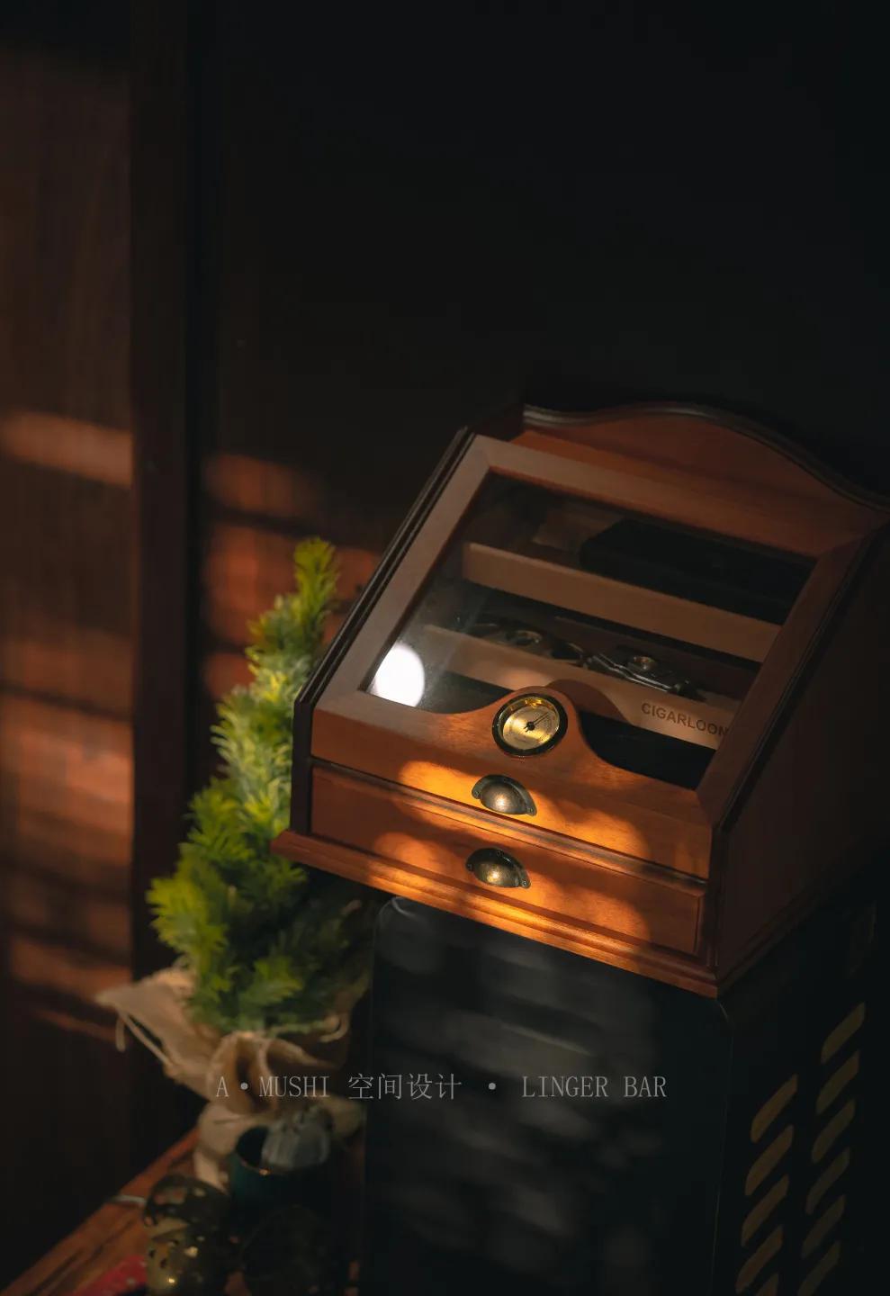 LINGER酒吧|一沐石设计