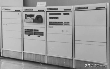 汉字激光照排系统几几年发明的,汉字激光照排系统怎么运作