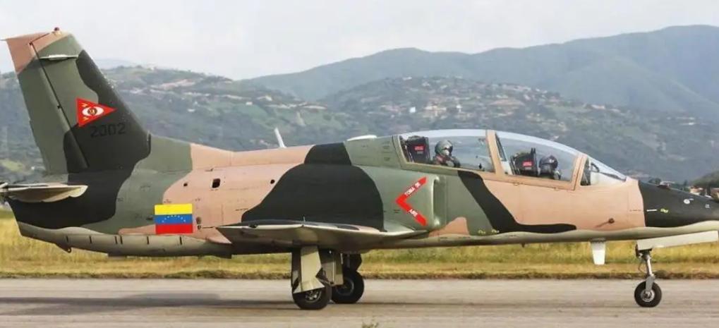 赞比亚歼六,赞比亚卖中国战斗机有几架
