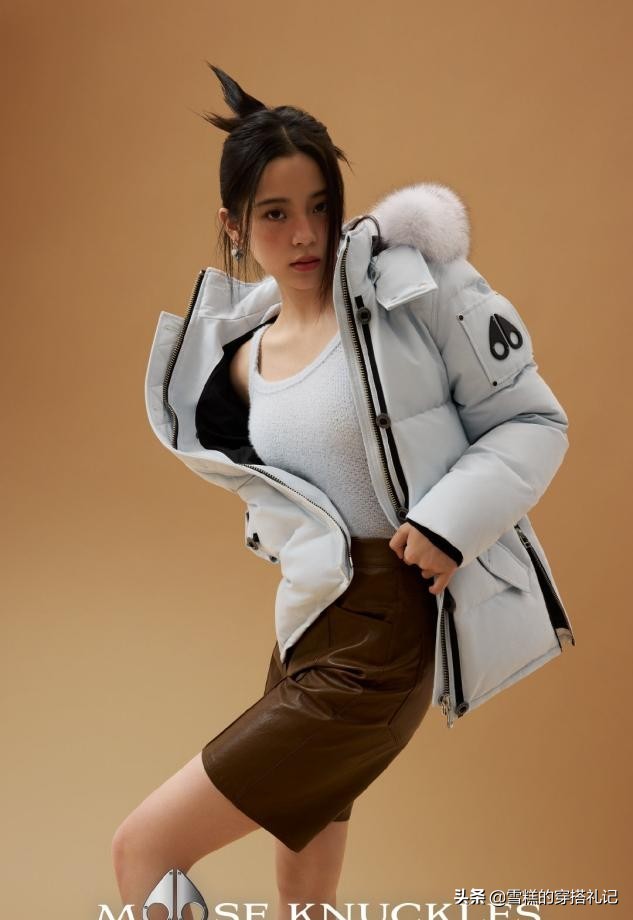 三木短款羽绒服,三木冬天羽绒服的穿搭