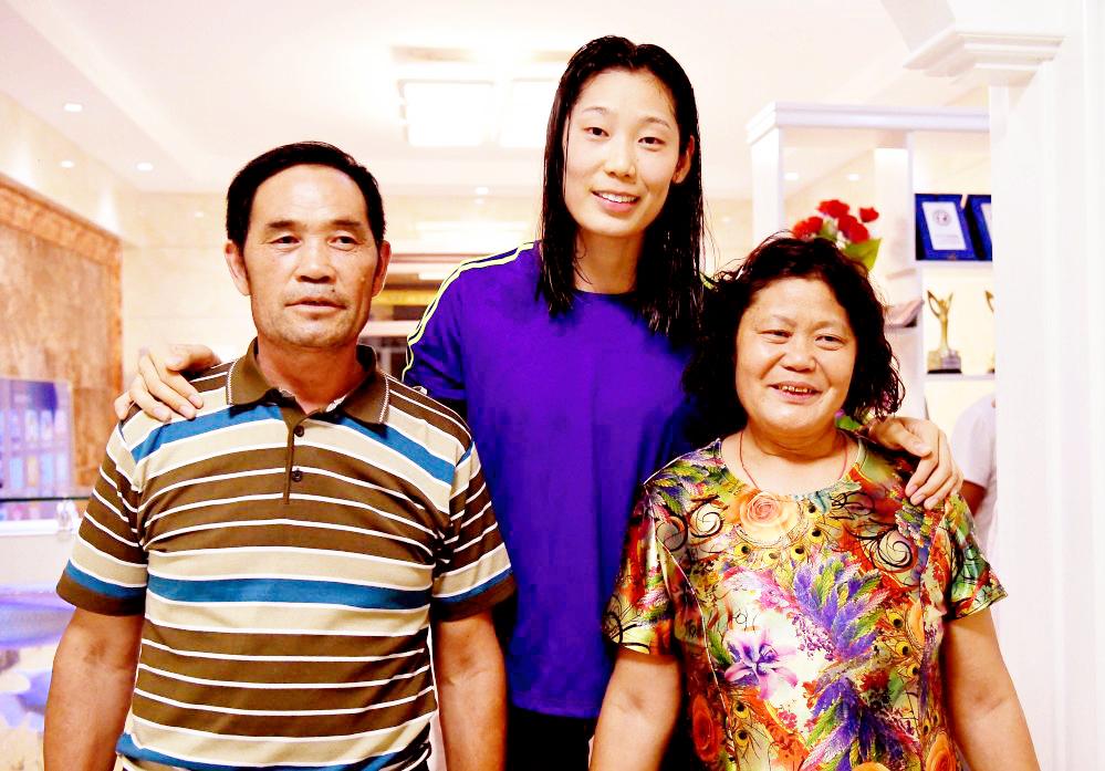 外国球迷评价朱婷复出,为什么朱婷赛场上的怒吼引非议