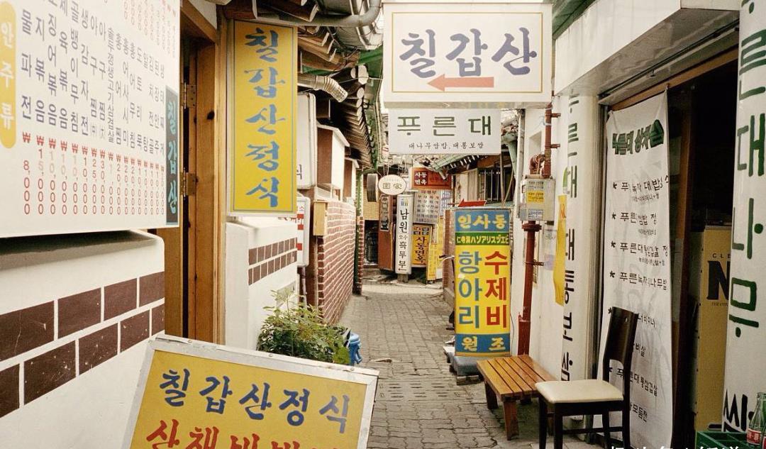 带1万块钱去朝鲜,100人民币去朝鲜可以买些什么