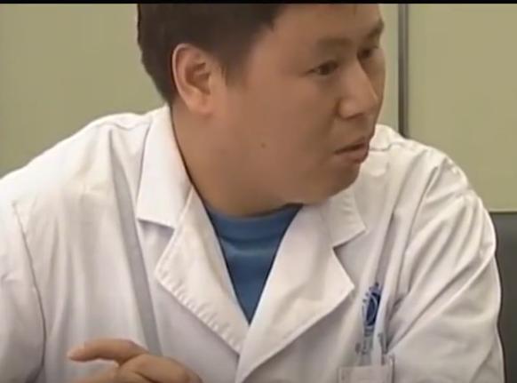 3岁男童补牙意外身亡母亲崩溃,3岁男孩补牙死亡