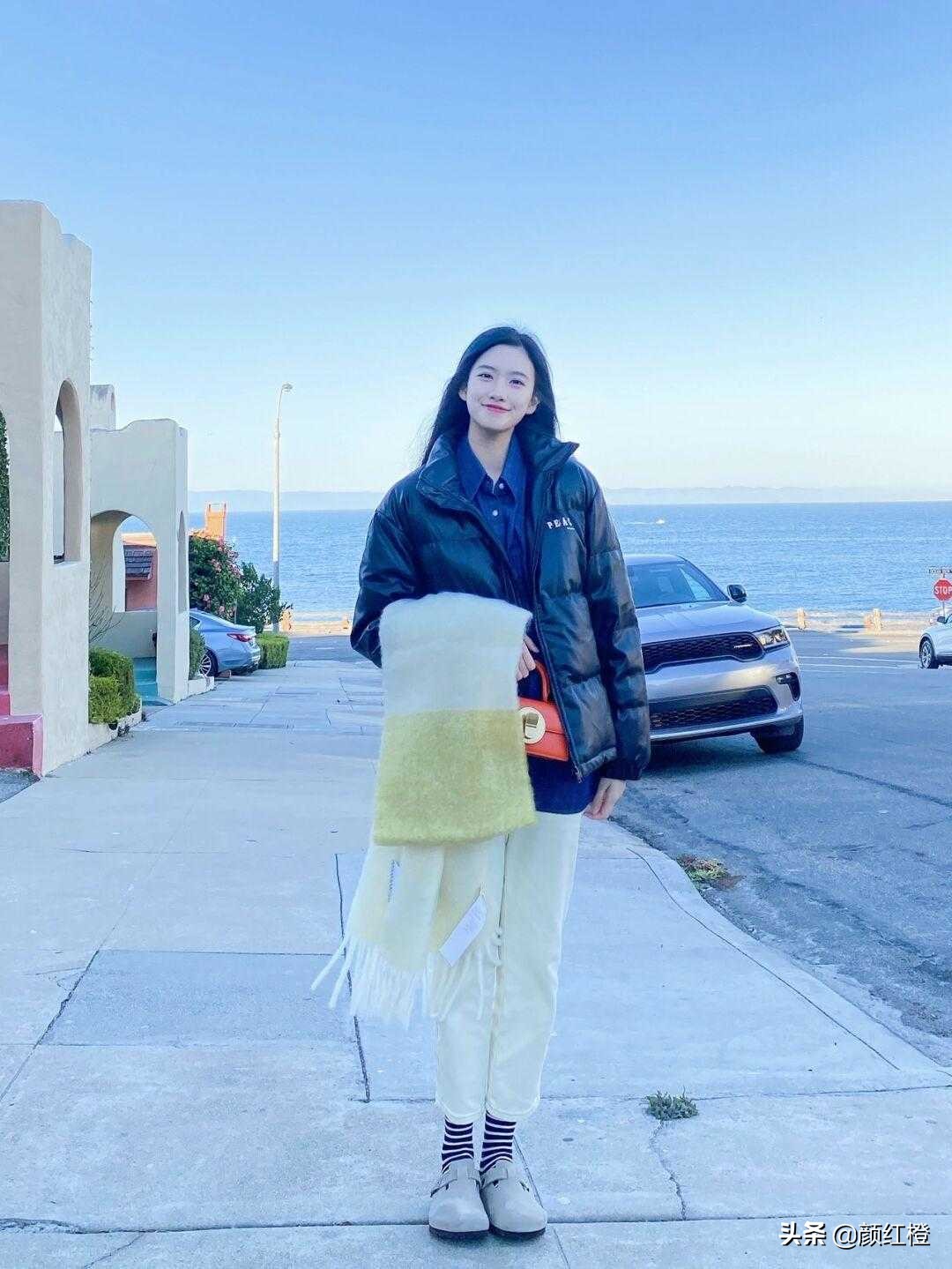 羊剖层皮革羽绒服短款,女款皮革粉色中长款加厚羽绒服