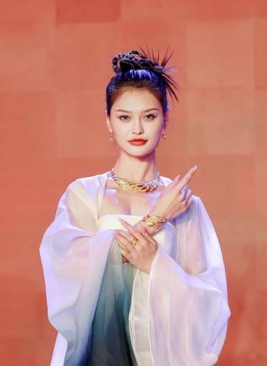 龙年珠宝视频,龙年珠宝礼物