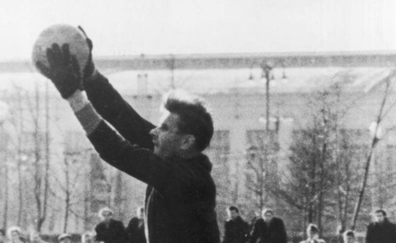 谁是当今足坛第一人,谁是球王第一季