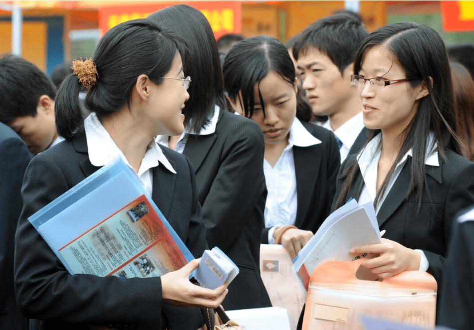 四川传媒学院有多乱,四川传媒学院教师出轨事件