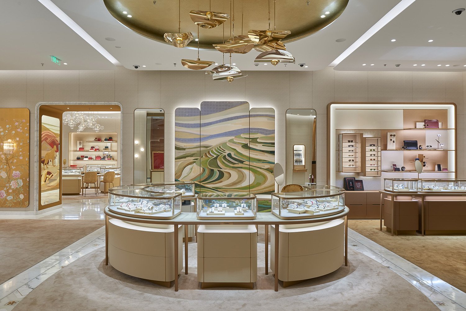 自然写意，万象焕新丨卡地亚深圳湾万象城精品店优雅启幕