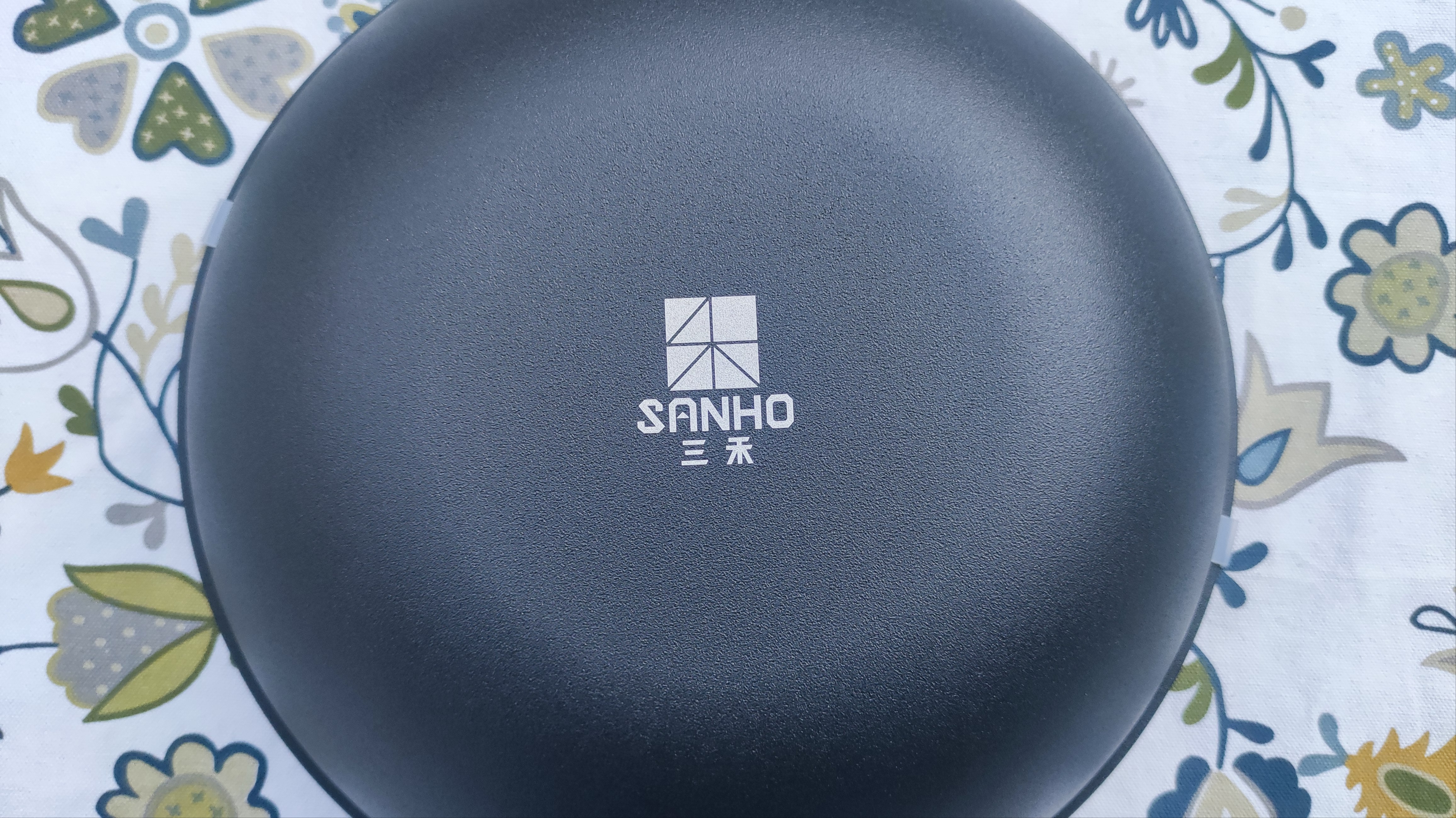 用科技做好产品,用铁锅制作新科技产品