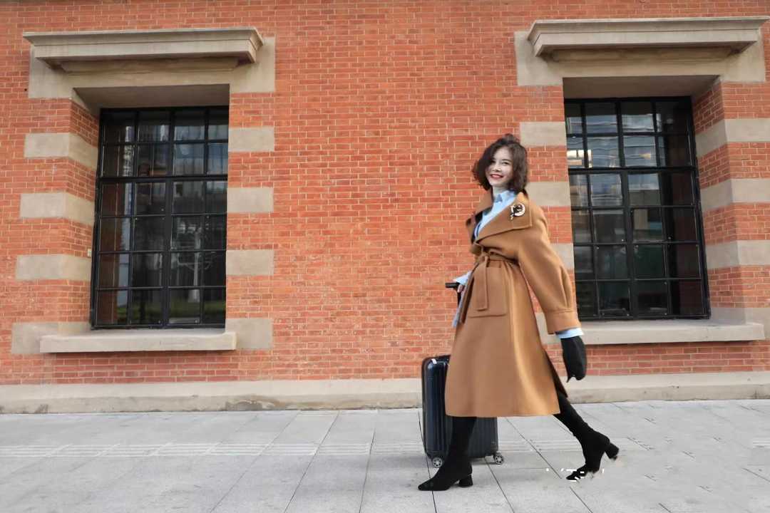 驼色大衣怎么穿搭出高级感,驼色大衣穿搭高级感图文