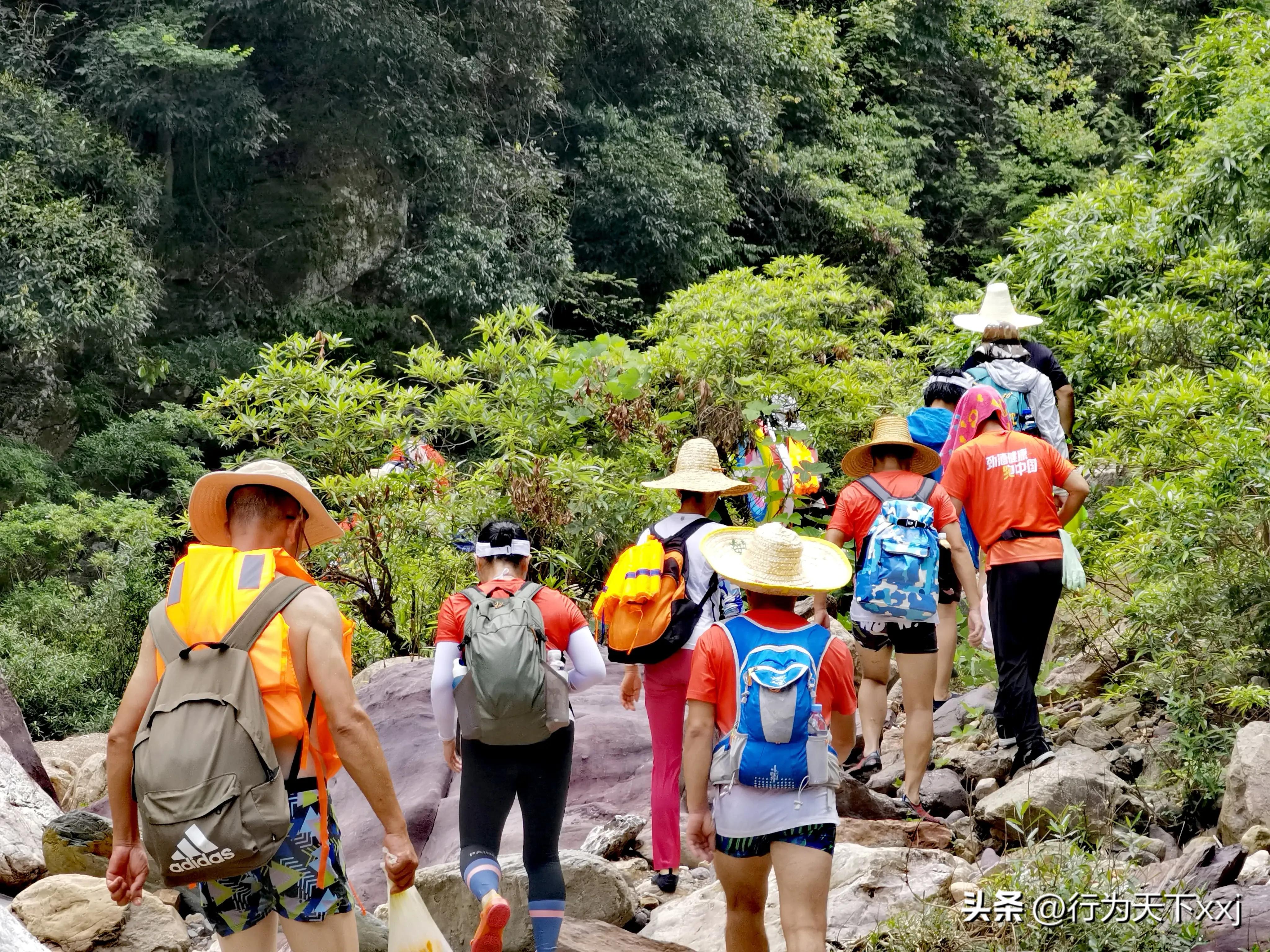 避暑天堂惹人醉完整版,避暑胜地康养天堂