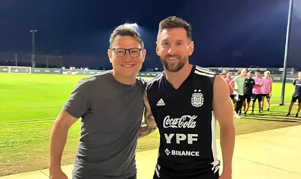 梅西现身lv,梅西穿阿根廷卡塔尔世界杯球衣