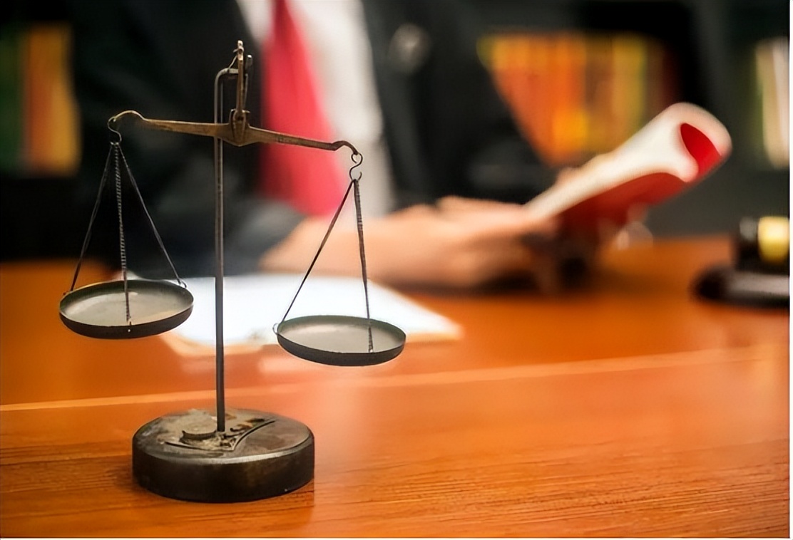 小米公司采取双重股权制度的目的,小米的股权结构