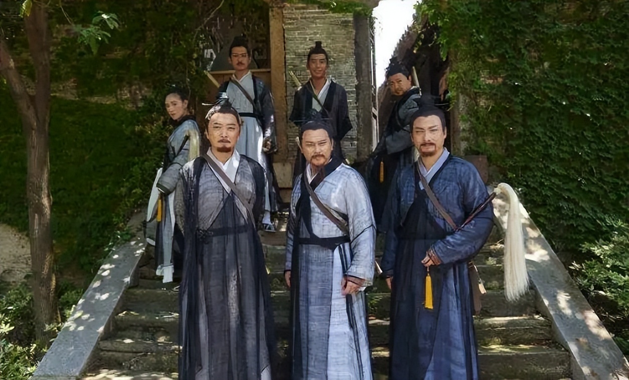 丘处机和成吉思汗谈长生,丘处机怎么劝成吉思汗放下屠刀的