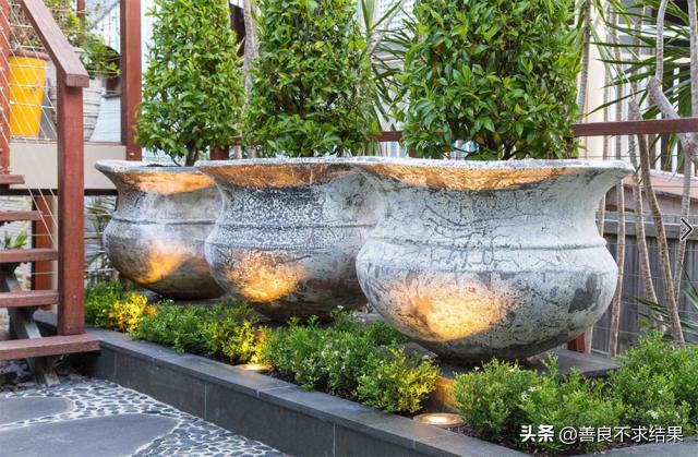 这是一个小院子用英语怎么说,这是一个小花园英语