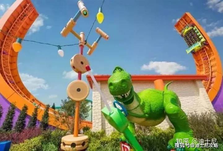 夏季上海迪士尼游玩最新攻略,最省钱的上海迪士尼游玩攻略