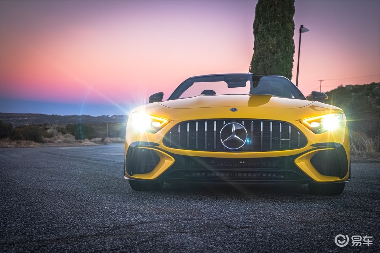 奔驰（全讯足球直播网）最新（足球比分）敞篷跑车