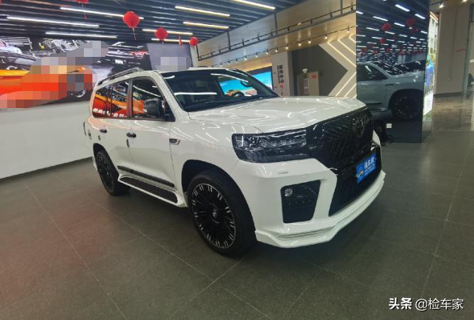 几万块钱老款陆地巡洋舰,30多万能买什么年限的陆地巡洋舰