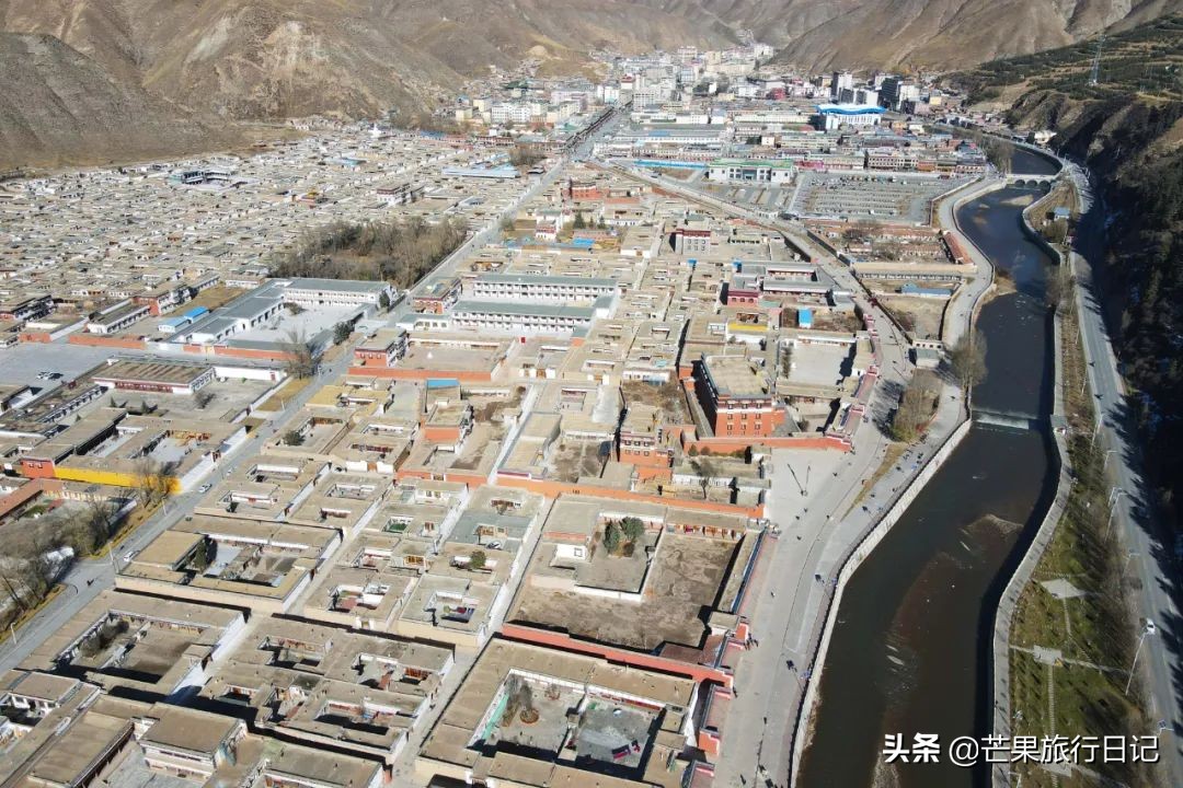 甘肃这座小县城,出租车只要2元,经济落后但人们幸福生活指数高